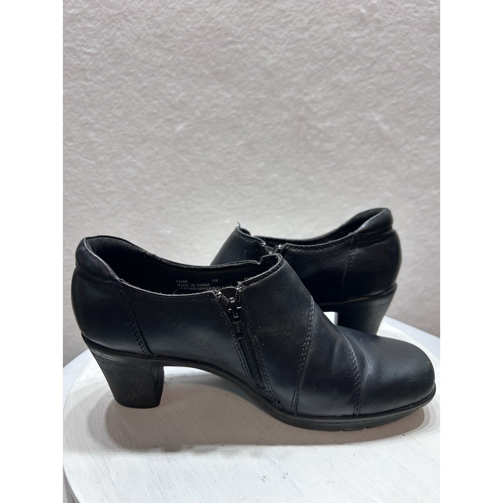 Clarks Bendables Women's Size 8M Black Leather Zip Booties EUC - Picture 4 of 13